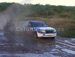 La carrera de Concordia sigue su curso.